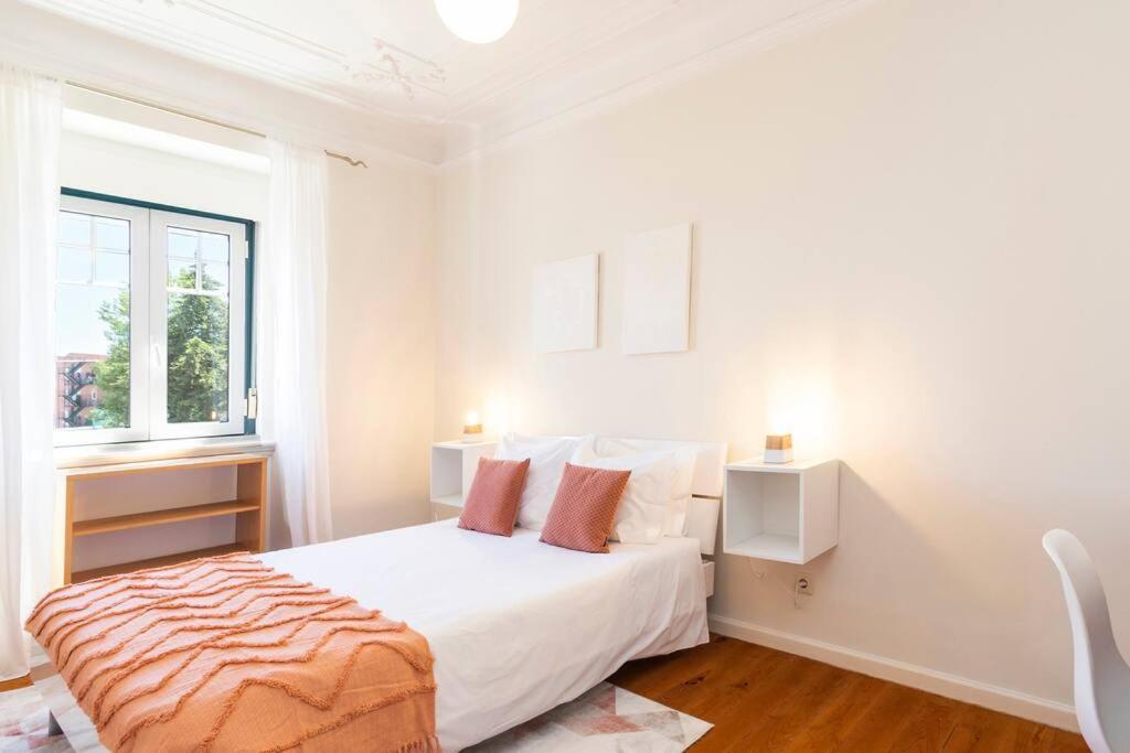 Spacious Apartment Near Saldanha Lisboa Exterior foto